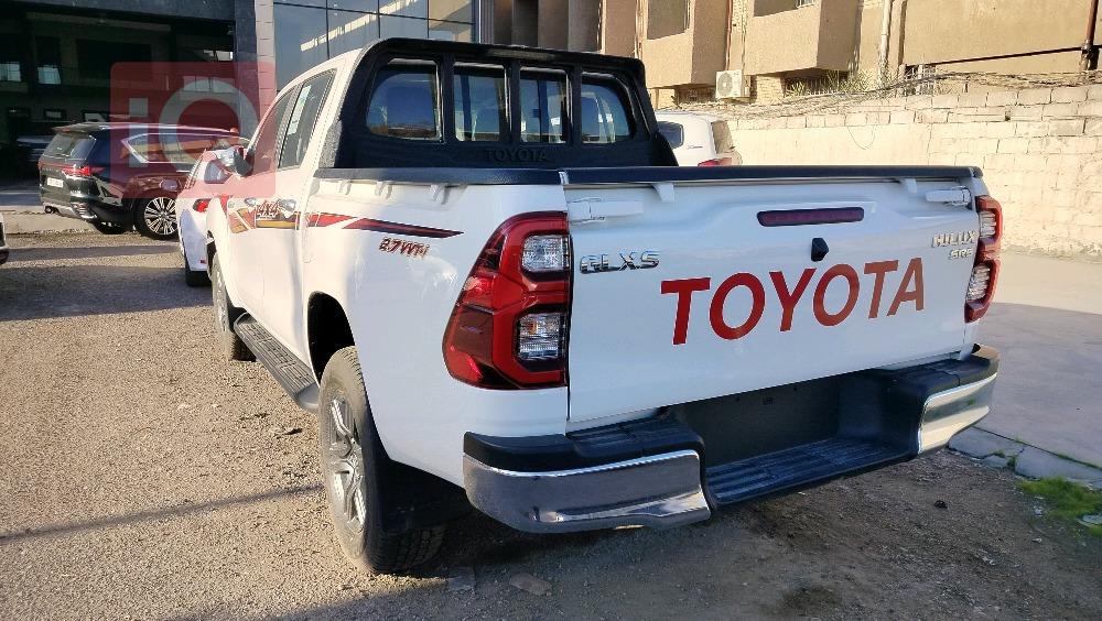 تويوتا هايلوكس